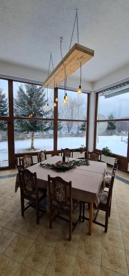 Victorian Heights Hotel Popova Shapka ภายนอก รูปภาพ